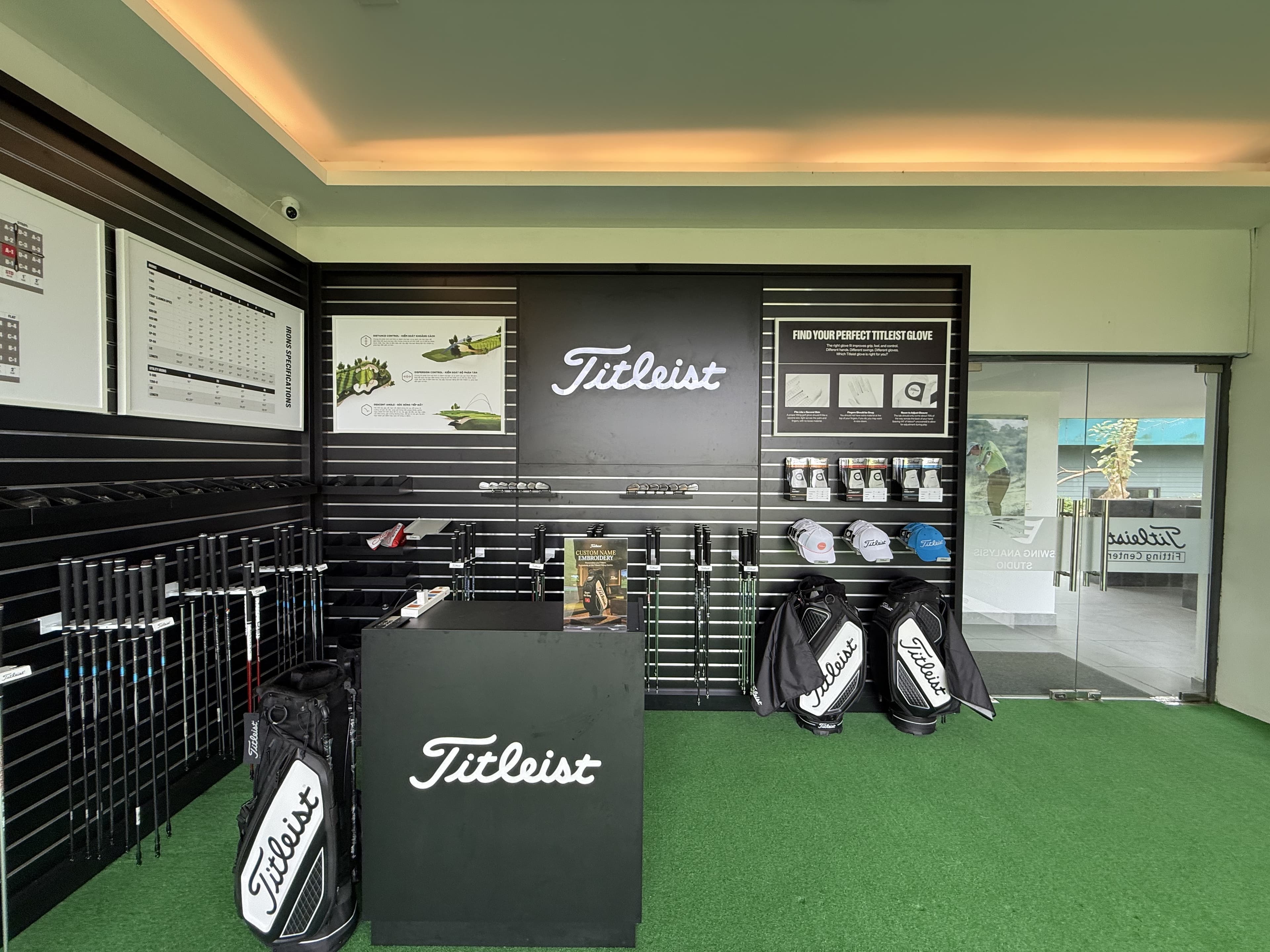 TITLEIST FITTING CENTER